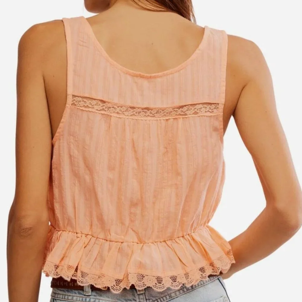 **NWT** Women’s Free People Alana Lace Trim Peplum Top-Size Large